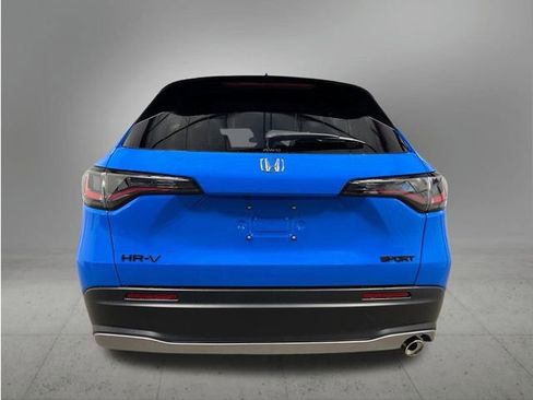 New 2026 Honda HR-V Sport image 4