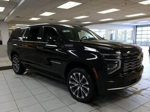 New 2026 Chevrolet Suburban High Country image 13