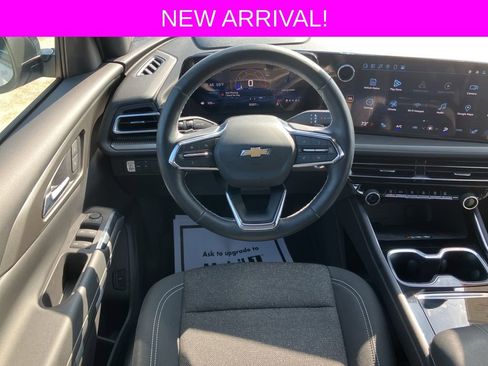 Used 2024 Chevrolet Traverse LT w/ LPO, Floor Liner Package image 25