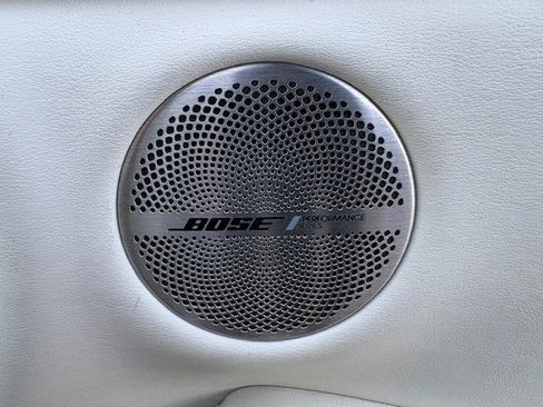 Used 2019 INFINITI QX50 Essential w/ Sensory Package image 12