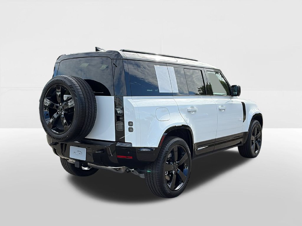 New 2026 Land Rover Defender 110 X-Dynamic SE AWD/4WD image 5