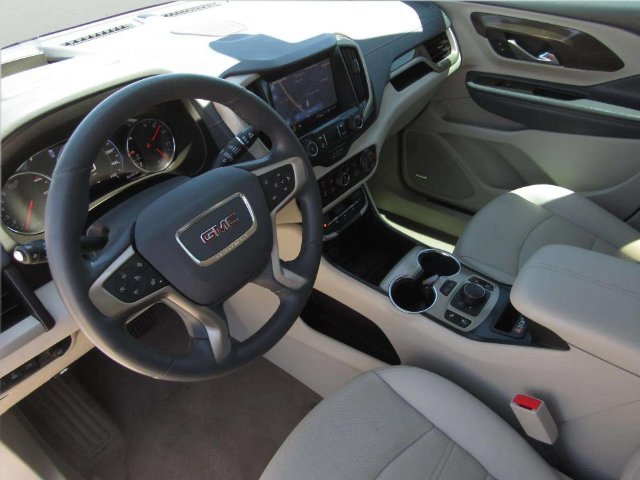 Used 2023 GMC Terrain Denali w/ Denali Premium Package AWD/4WD image 17