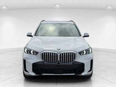 Certified 2025 BMW X5 xDrive40i AWD/4WD image 2