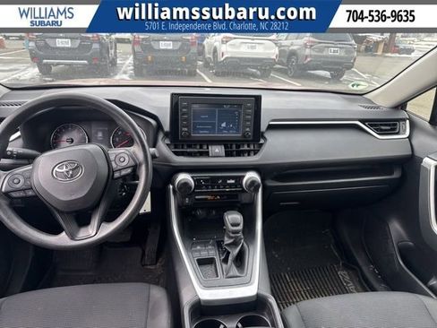 Used 2019 Toyota RAV4 LE image 14