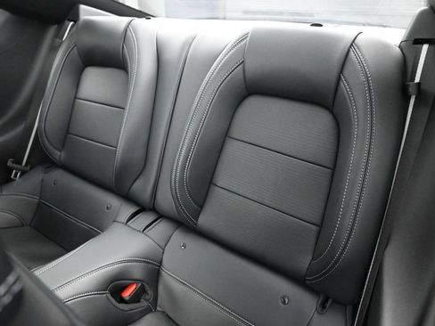 Used 2025 Ford Mustang GT Premium RWD image 17