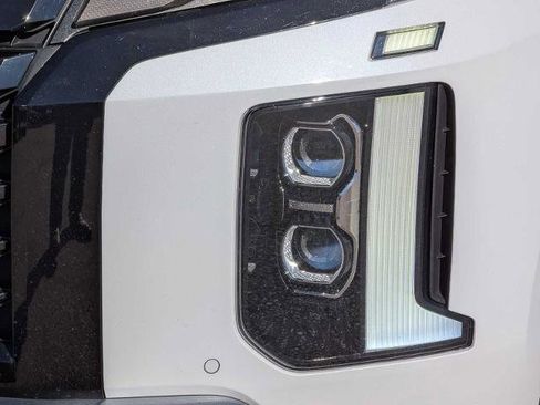 Used 2023 Hyundai Palisade Limited image 10