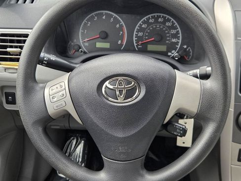Used 2012 Toyota Corolla LE FWD image 22