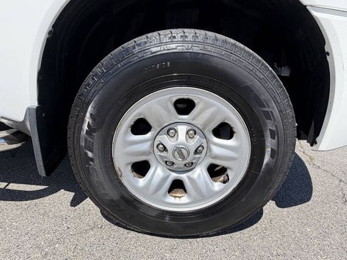 Used 2007 Nissan Titan XE AWD/4WD image 16