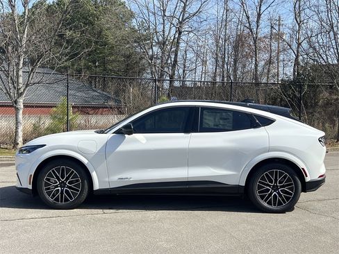 New 2026 Ford Mustang Mach-E Premium image 23