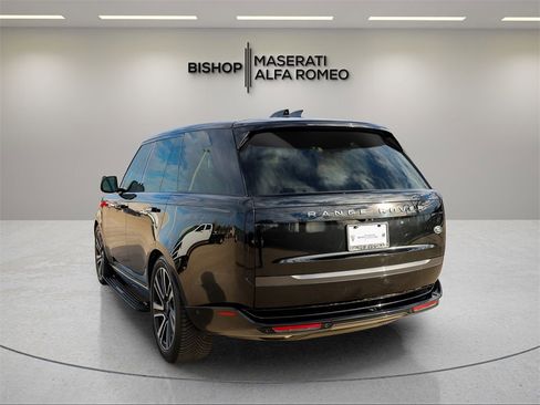 Used 2023 Land Rover Range Rover SE image 5
