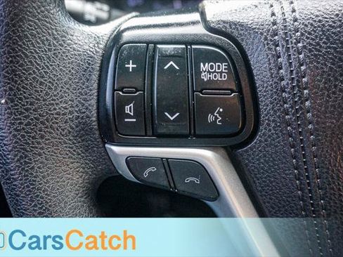 Used 2019 Toyota Highlander LE FWD image 31