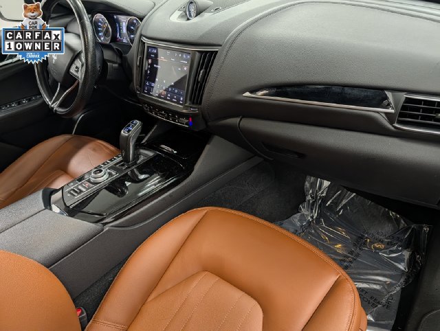 Used 2023 Maserati Levante GT AWD/4WD image 29
