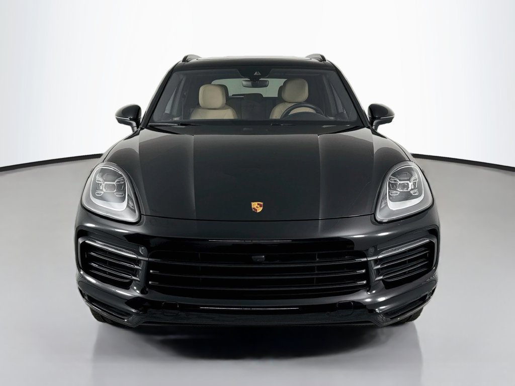 Certified 2023 Porsche Cayenne AWD/4WD image 6