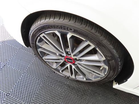 Used 2023 Kia Forte GT w/ GT2 Package FWD image 6