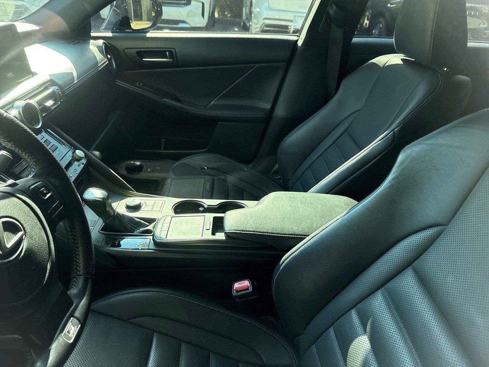 Used 2021 Lexus IS 350 F Sport w/ Dynamic Handling Package RWD image 5