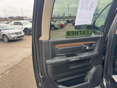 Used 2018 RAM 2500 Laramie AWD/4WD image 13