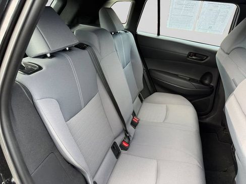 Used 2023 Toyota Corolla Cross AWD Hybrid image 18