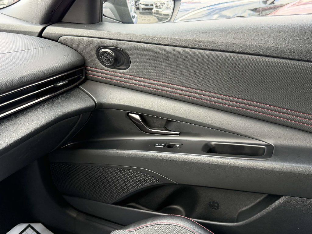 Certified 2023 Hyundai Elantra N Line FWD image 40