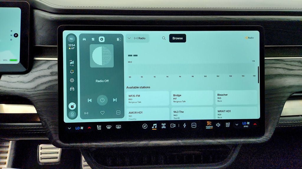 Used 2022 Rivian R1S Launch Edition Quad AWD/4WD image 19