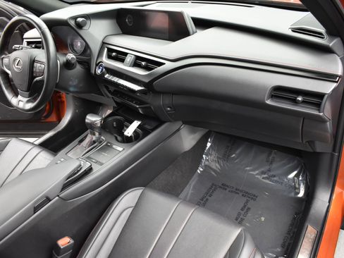 Used 2019 Lexus UX 250h F Sport w/ F Sport Premium Package image 6