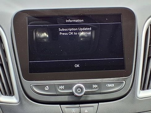 Used 2023 Chevrolet Malibu LT FWD image 14