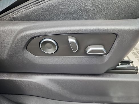 Certified 2024 GMC Sierra 2500 Denali w/ Denali Reserve Package image 39