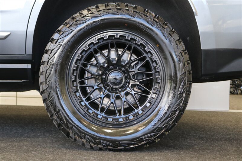 Used 2022 GMC Yukon Denali AWD/4WD image 26