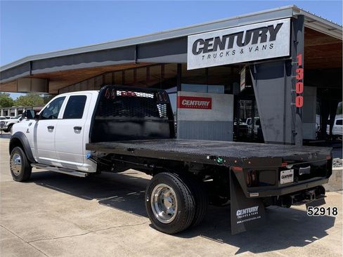 Used 2022 RAM 5500 Tradesman w/ Chrome Appearance Group AWD/4WD image 6