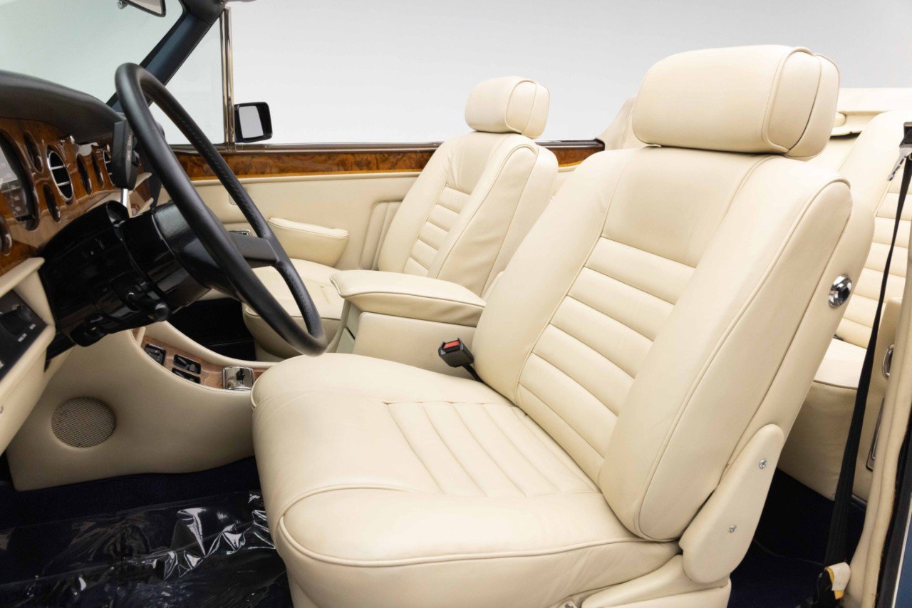 Used 1989 Rolls-Royce Corniche II RWD image 8