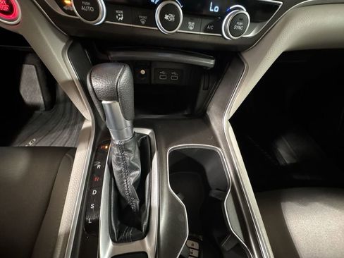 Used 2022 Honda Accord LX image 26