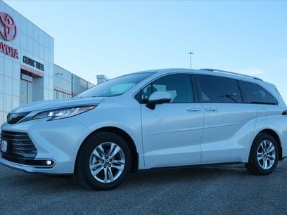 Certified 2023 Toyota Sienna Limited