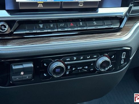 Certified 2024 Chevrolet Silverado 3500 LT w/ Convenience Package image 23