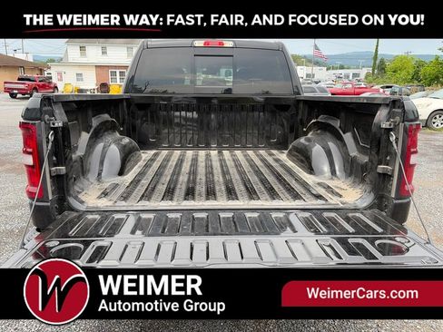 Used 2025 RAM 1500 Big Horn AWD/4WD image 10