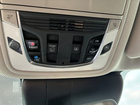 Used 2020 Acura RDX AWD image 29