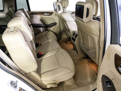 Used 2015 Mercedes-Benz GL 320 BlueTEC 4MATIC image 41