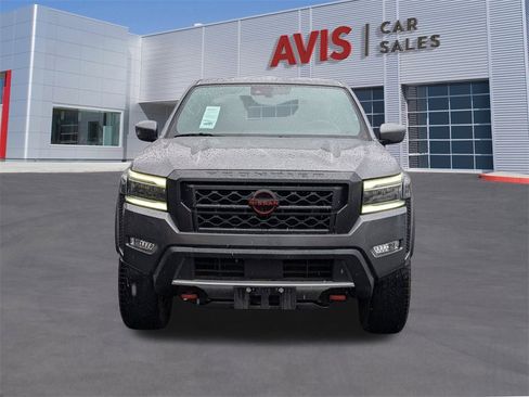 Used 2024 Nissan Frontier PRO-4X image 2