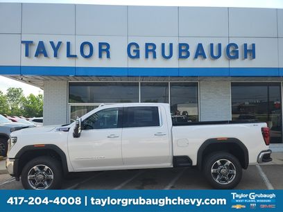 New 2025 GMC Sierra 2500 SLT w/ SLT Convenience Package