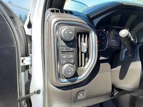 Used 2020 Chevrolet Silverado 3500 High Country w/ Z71 Off-Road Package AWD/4WD image 32