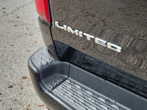 Used 2019 RAM 1500 Limited image 7