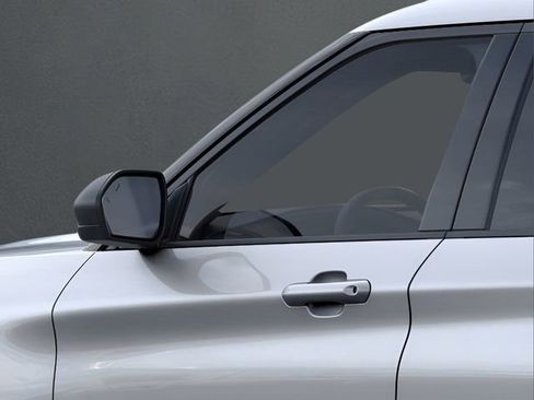 Used 2024 Ford Explorer XLT w/ Equipment Group 202A image 20