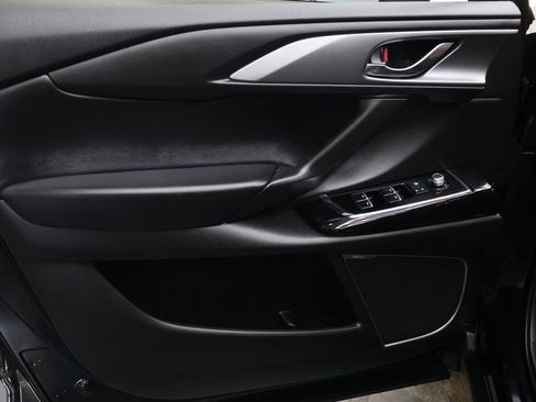 Used 2021 MAZDA CX-9 Touring w/ Touring Premium Package image 18