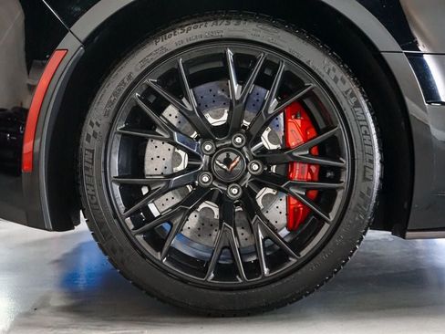 Used 2017 Chevrolet Corvette Z06 RWD image 62