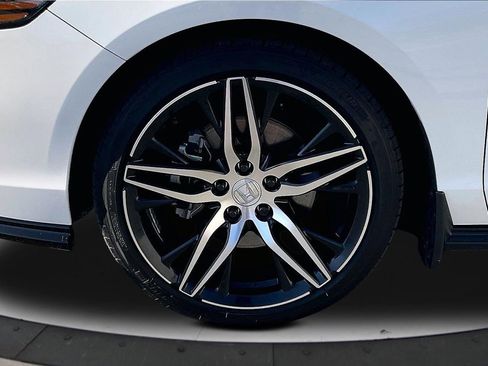 Used 2024 Honda Accord Touring image 35