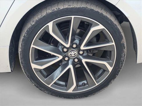 Used 2020 Toyota Corolla SE FWD image 15
