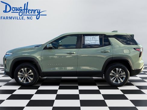 New 2026 Chevrolet Equinox LT w/ Convenience Package II image 2