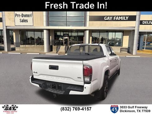Used 2023 Toyota Tacoma Limited AWD/4WD image 9
