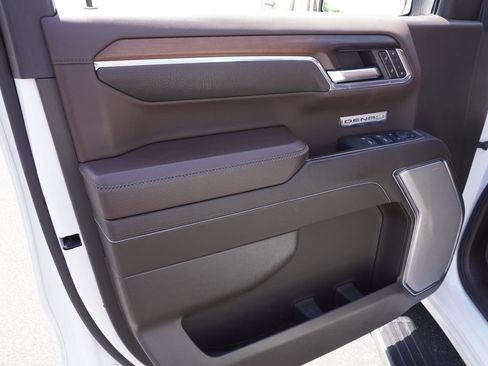 Certified 2024 GMC Sierra 1500 Denali AWD/4WD image 16