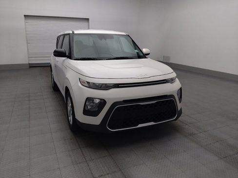 Used 2022 Kia Soul LX w/ Technology Package FWD image 14