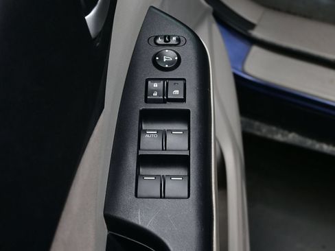 Used 2012 Honda CR-V EX image 10