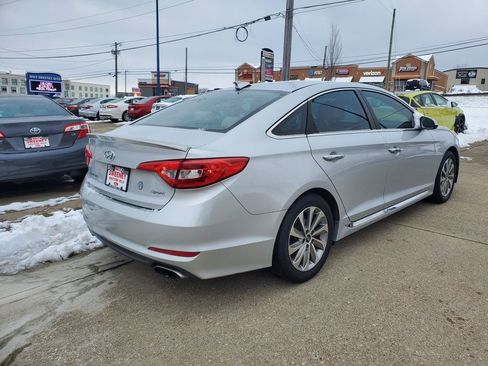 Used 2016 Hyundai Sonata Sport w/ Option Group 03 image 4